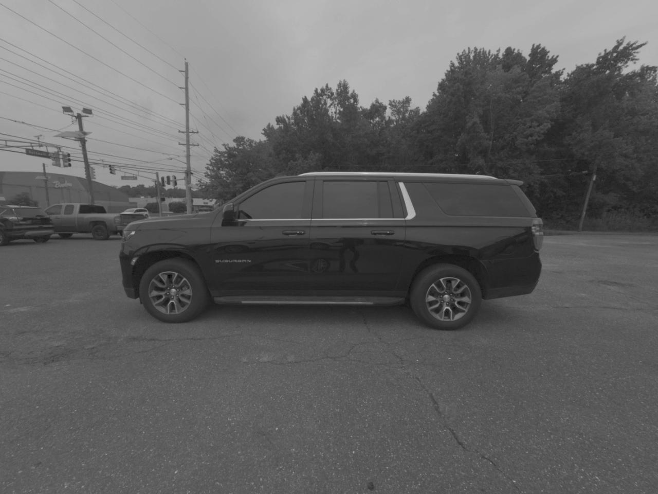 Chevrolet Suburban 4WD 4dr LT 2022
