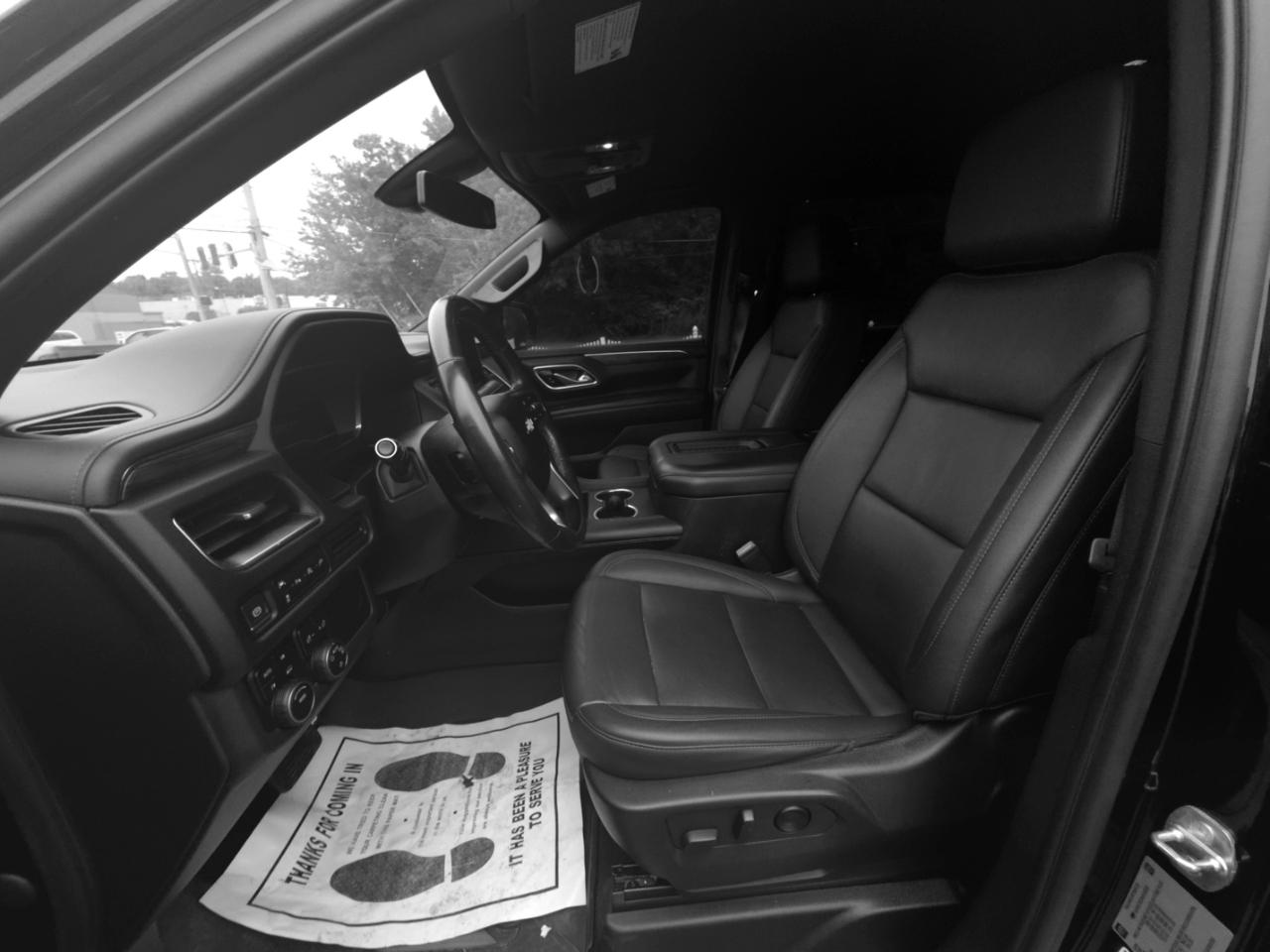 Chevrolet Suburban 4WD 4dr LT 2022