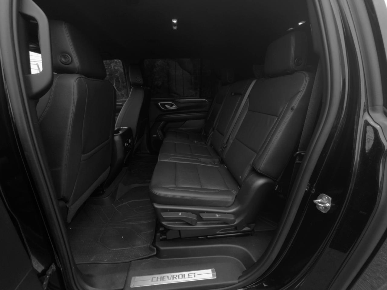 Chevrolet Suburban 4WD 4dr LT 2022