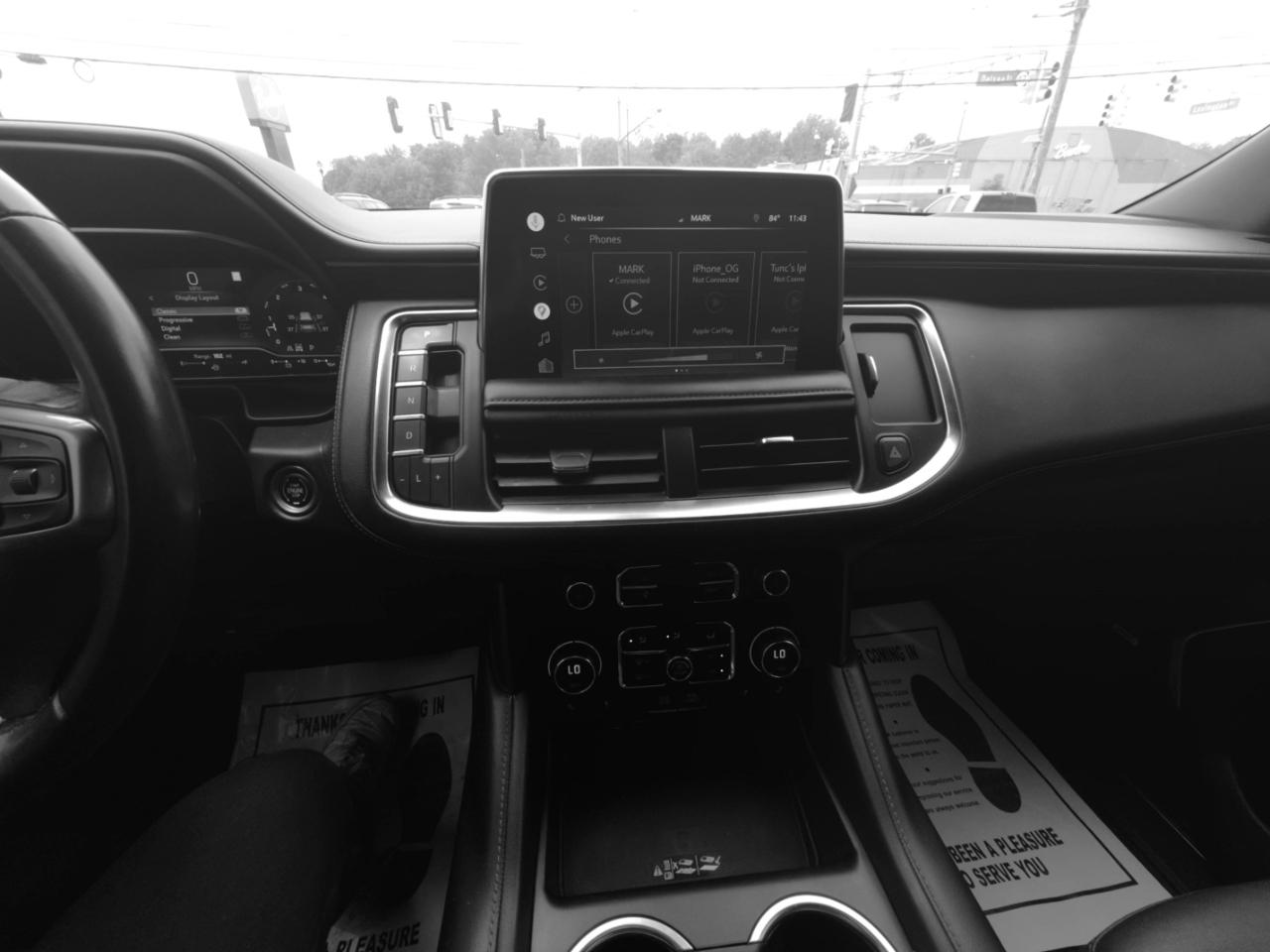 Chevrolet Suburban 4WD 4dr LT 2022