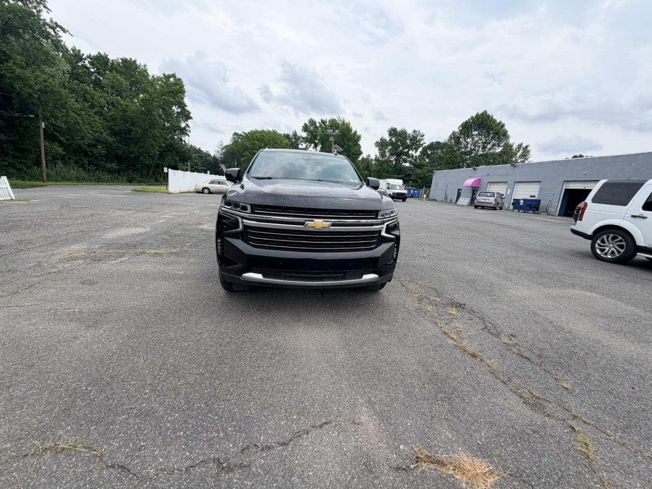 Chevrolet Suburban 4WD 4dr LT 2022