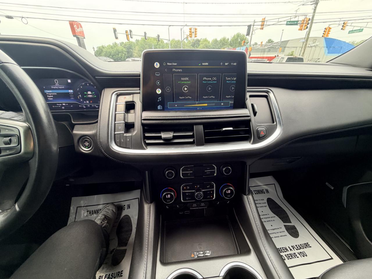 Chevrolet Suburban 4WD 4dr LT 2022