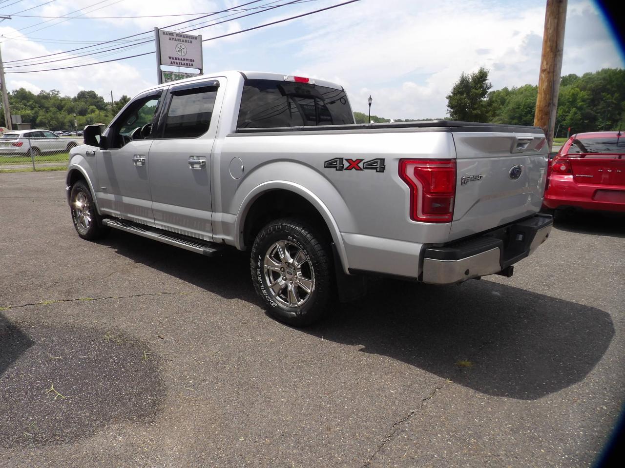 Ford F-150 4WD SuperCrew 139" Lariat 2015