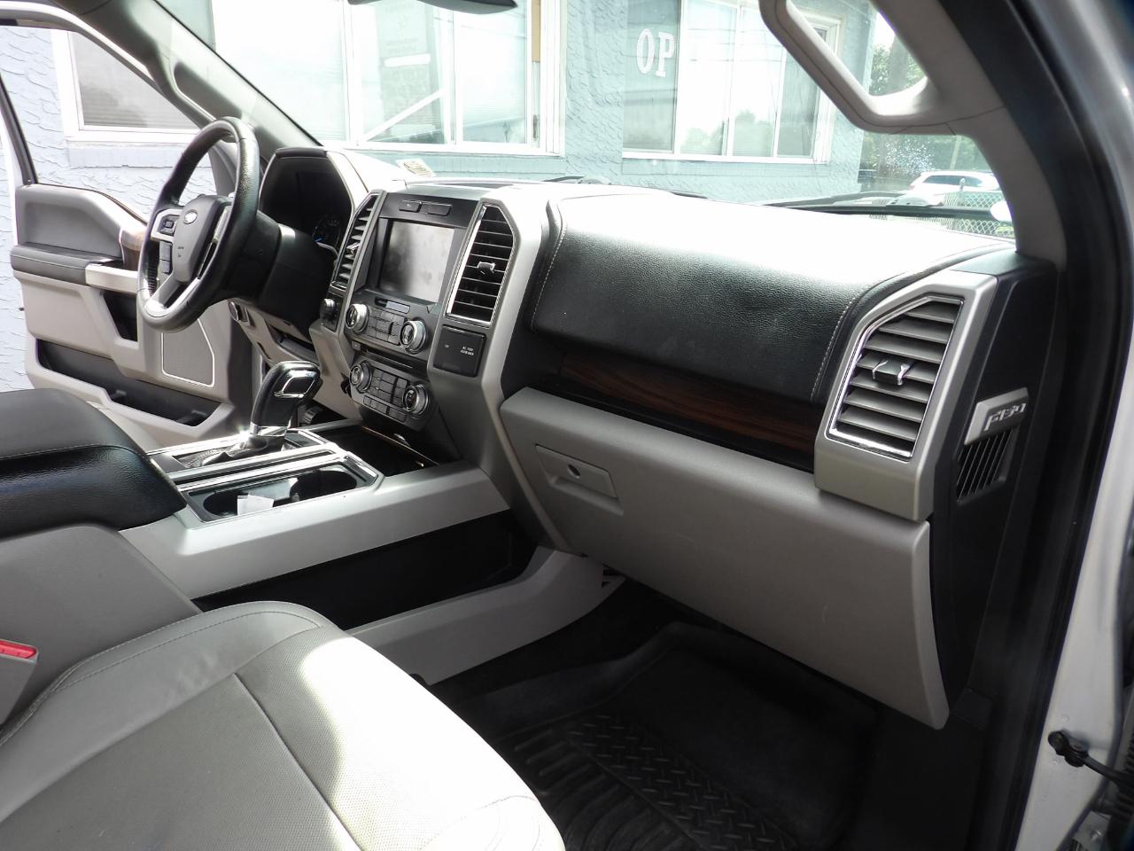 Ford F-150 4WD SuperCrew 139" Lariat 2015
