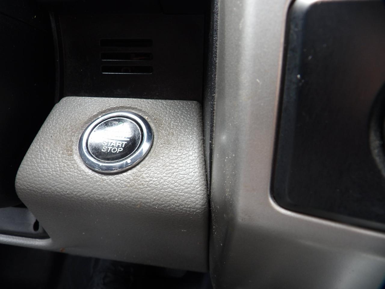 Ford F-150 4WD SuperCrew 139" Lariat 2015