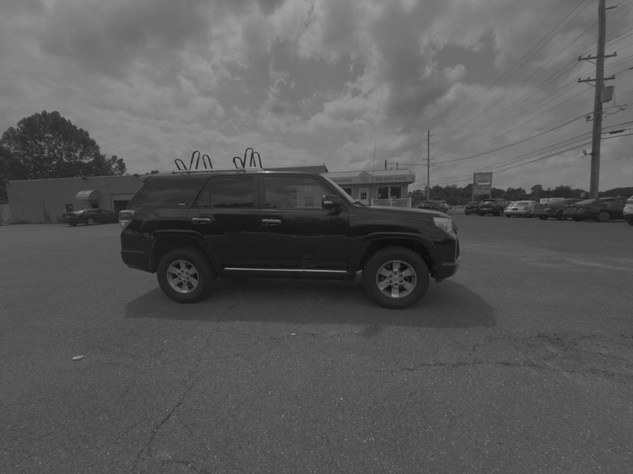 Toyota 4Runner 4WD 4dr V6 Limited (Natl) 2010