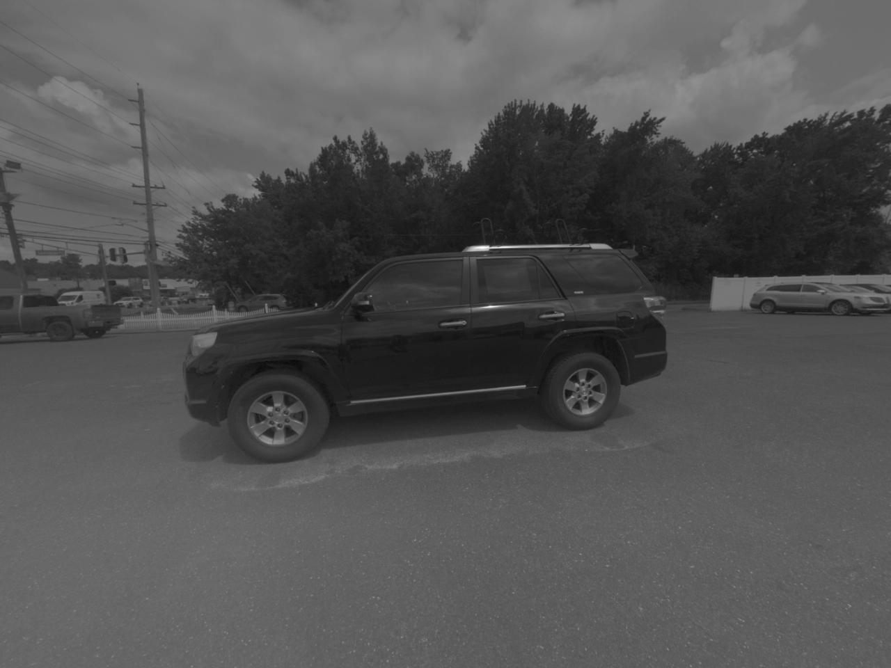 Toyota 4Runner 4WD 4dr V6 Limited (Natl) 2010