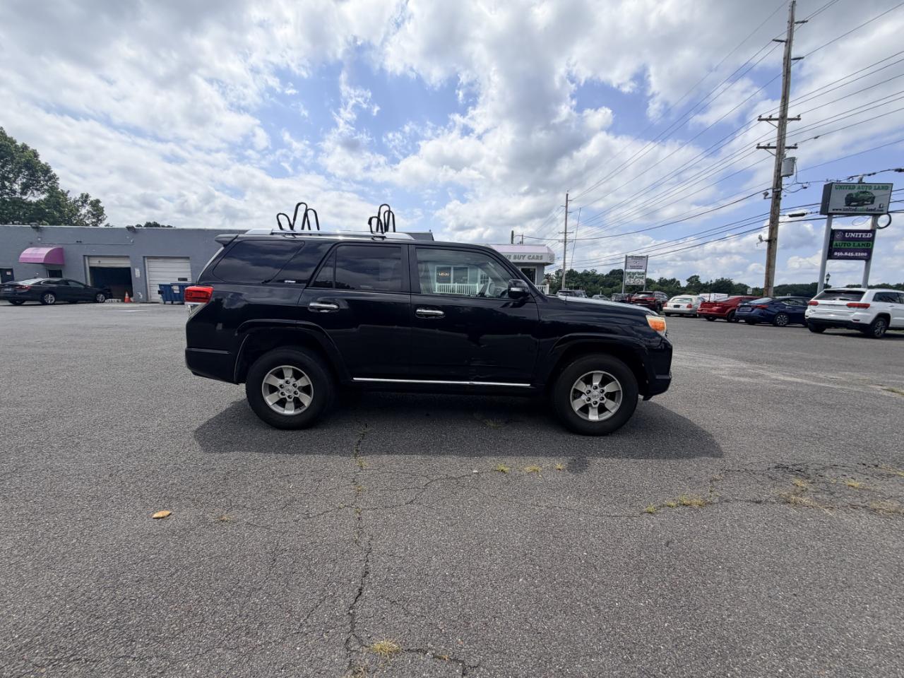 Toyota 4Runner 4WD 4dr V6 Limited (Natl) 2010