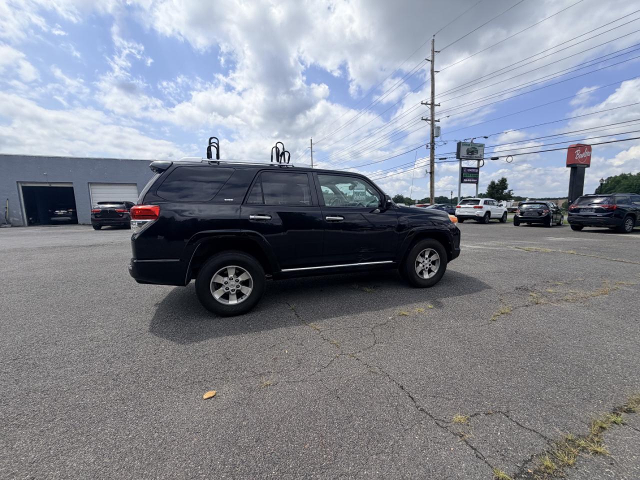 Toyota 4Runner 4WD 4dr V6 Limited (Natl) 2010