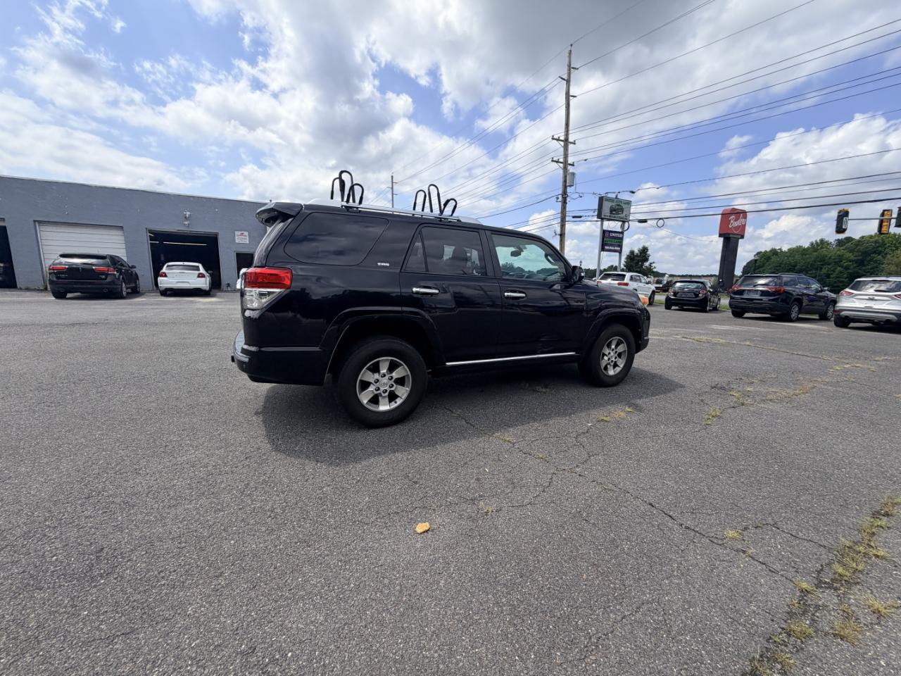 Toyota 4Runner 4WD 4dr V6 Limited (Natl) 2010