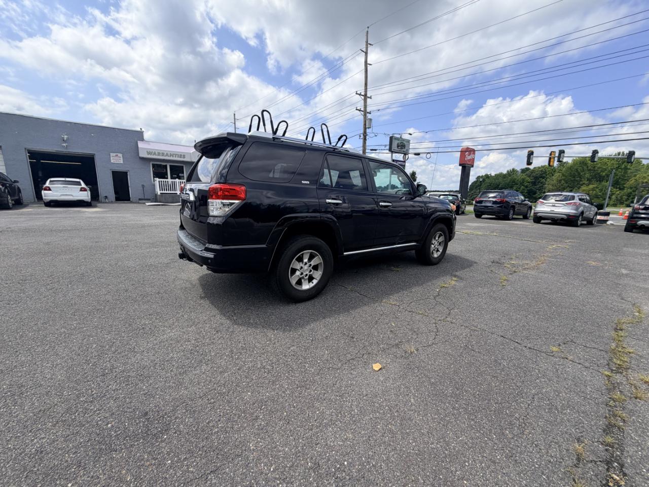 Toyota 4Runner 4WD 4dr V6 Limited (Natl) 2010