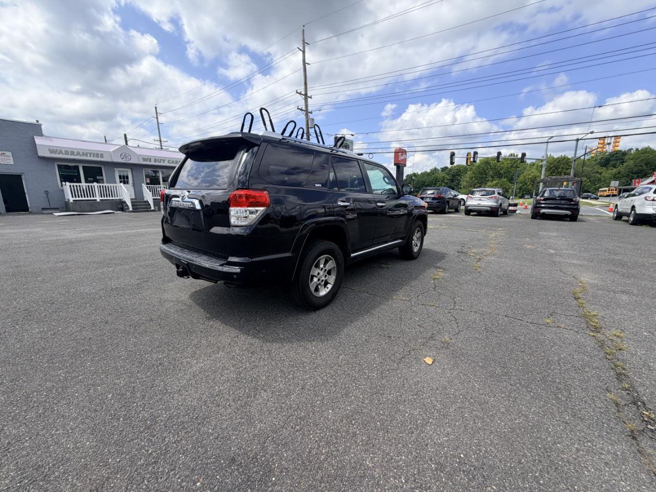 Toyota 4Runner 4WD 4dr V6 Limited (Natl) 2010
