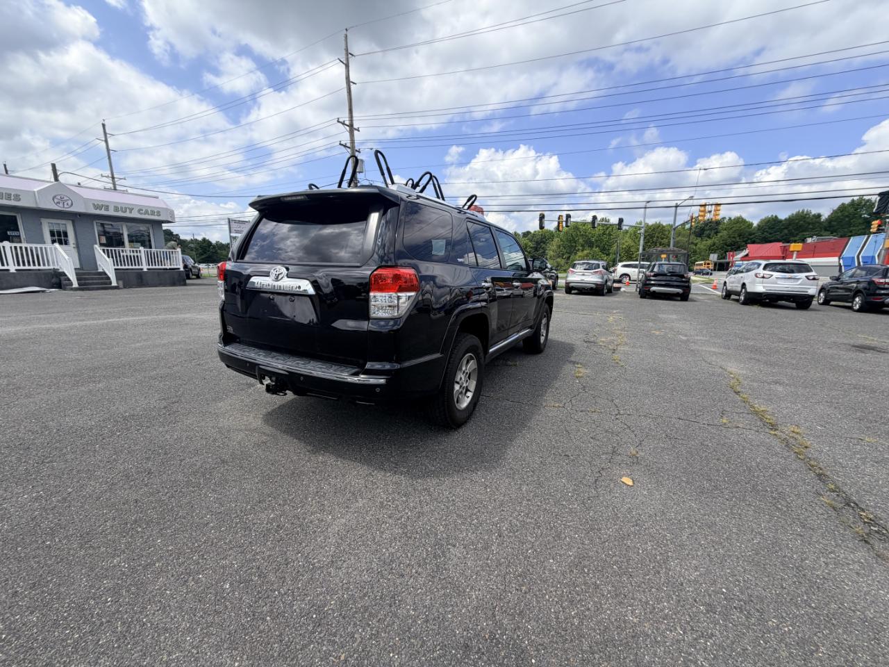 Toyota 4Runner 4WD 4dr V6 Limited (Natl) 2010