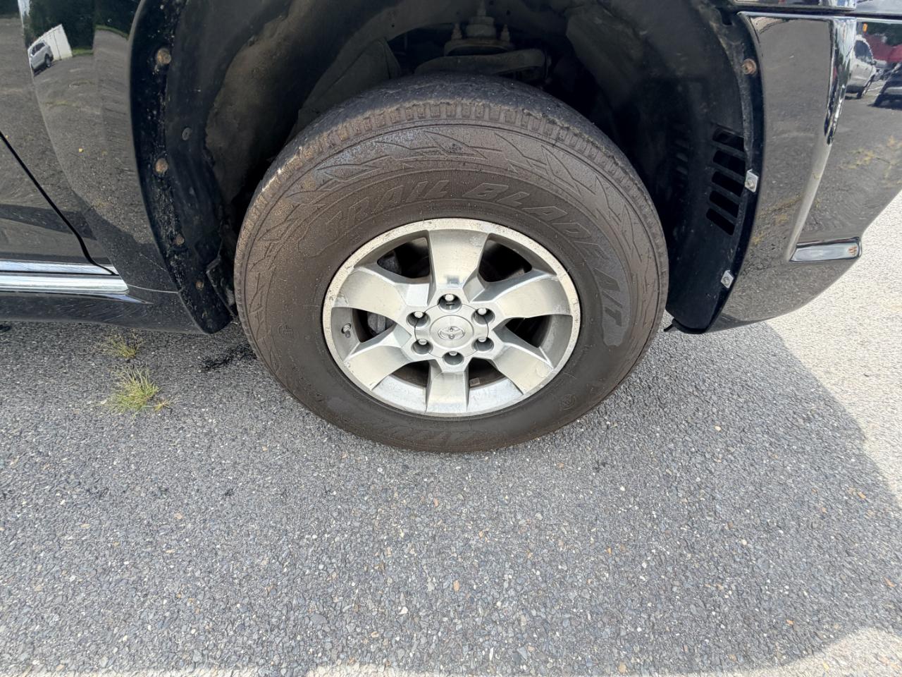 Toyota 4Runner 4WD 4dr V6 Limited (Natl) 2010
