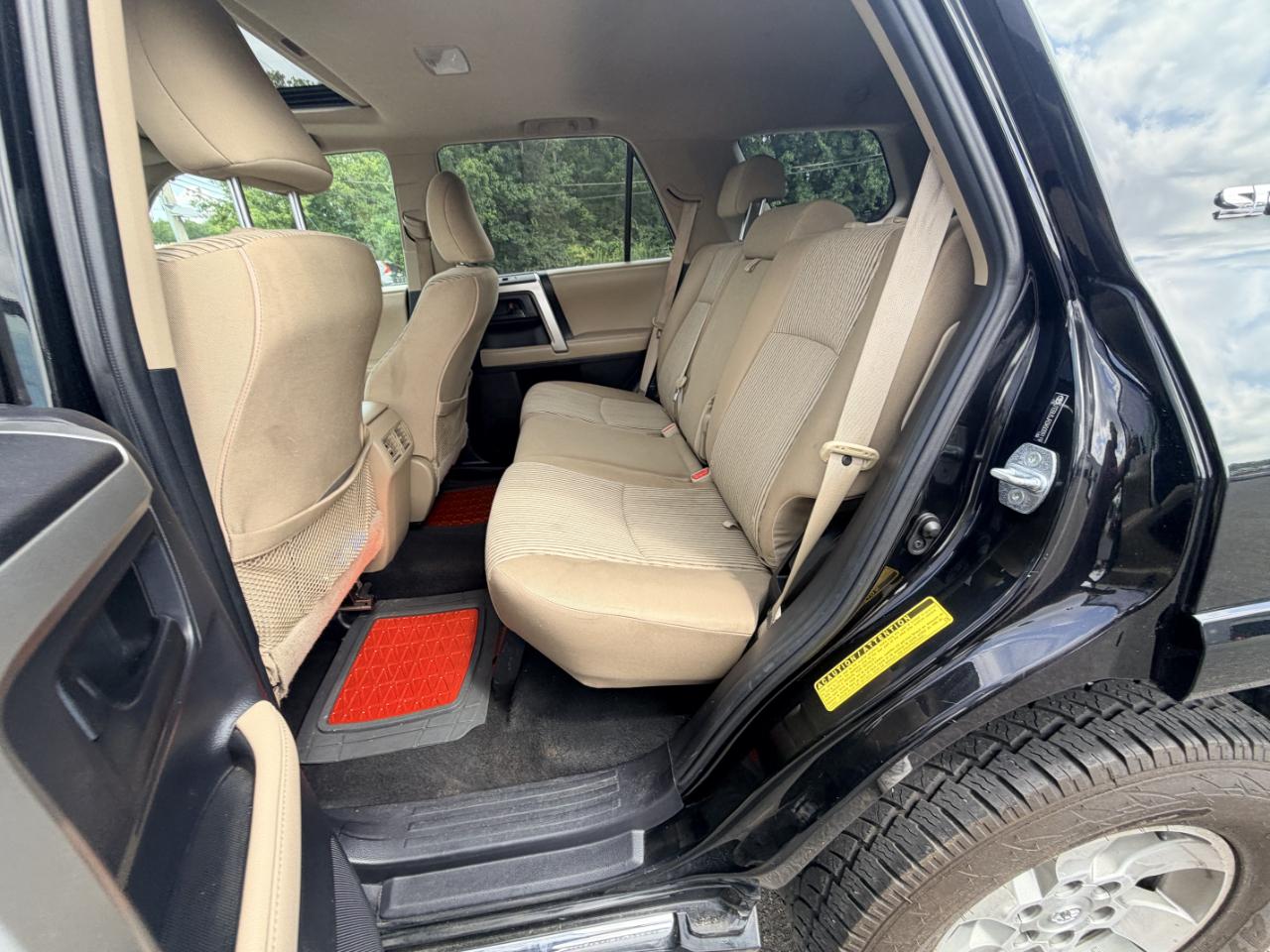 Toyota 4Runner 4WD 4dr V6 Limited (Natl) 2010
