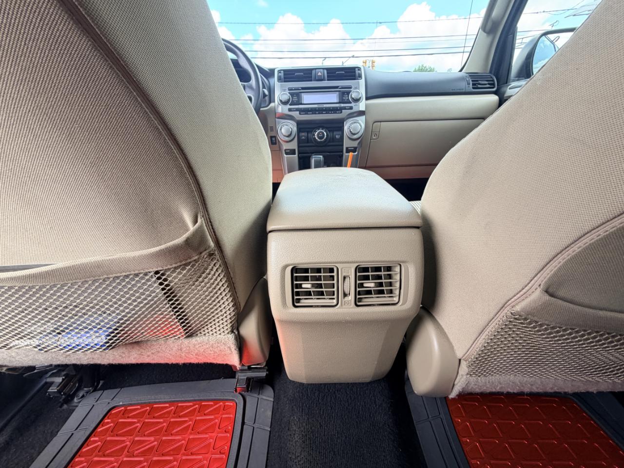 Toyota 4Runner 4WD 4dr V6 Limited (Natl) 2010