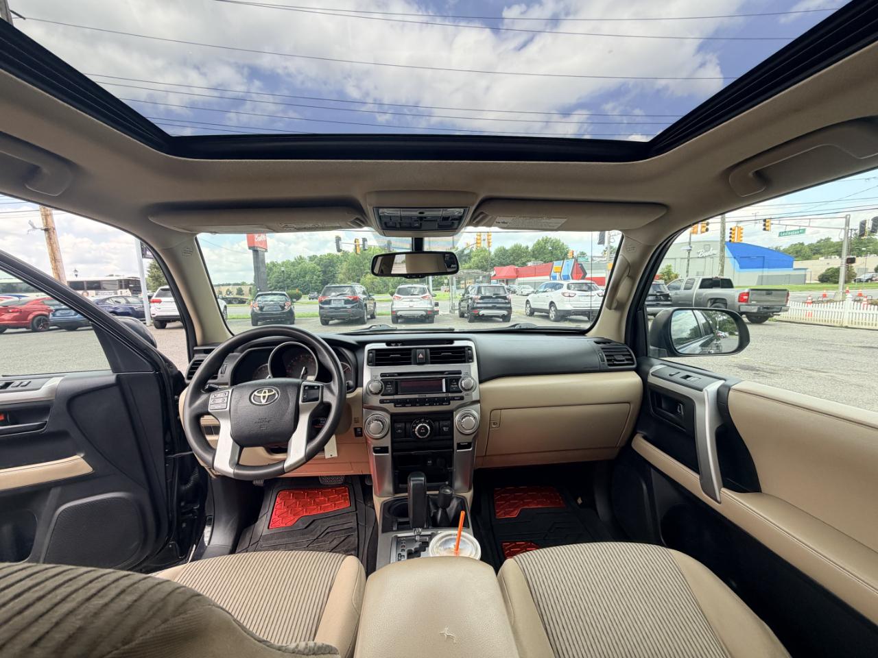 Toyota 4Runner 4WD 4dr V6 Limited (Natl) 2010