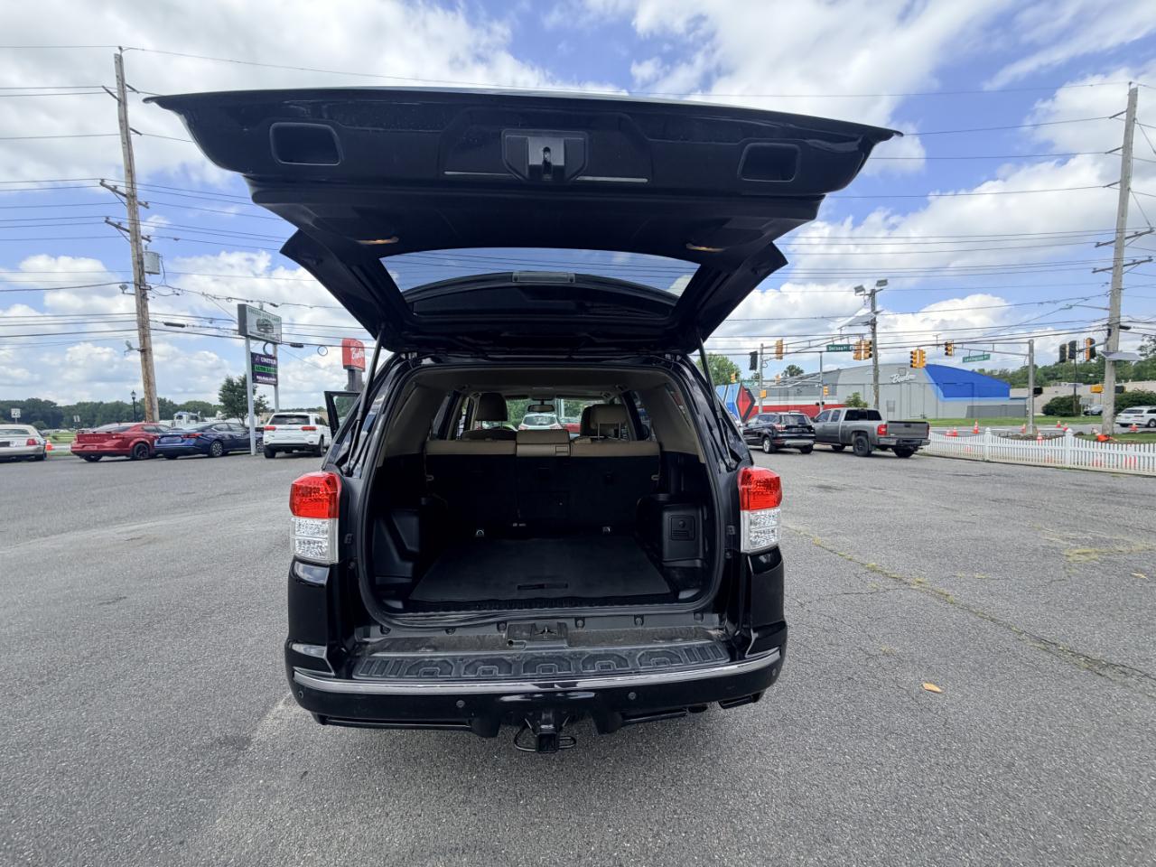 Toyota 4Runner 4WD 4dr V6 Limited (Natl) 2010