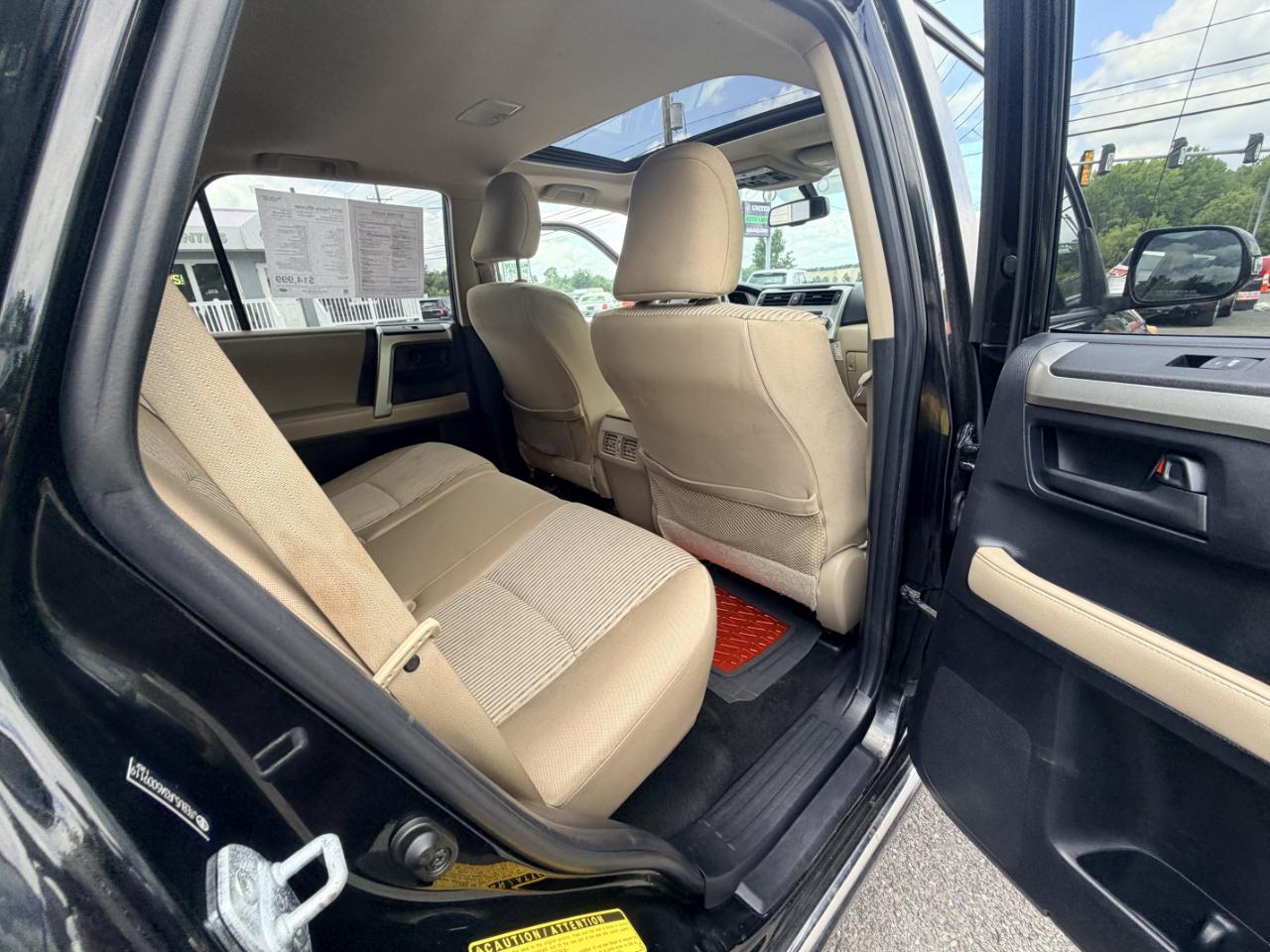 Toyota 4Runner 4WD 4dr V6 Limited (Natl) 2010