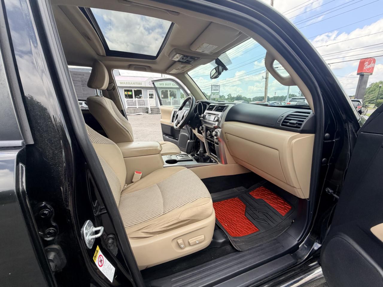 Toyota 4Runner 4WD 4dr V6 Limited (Natl) 2010