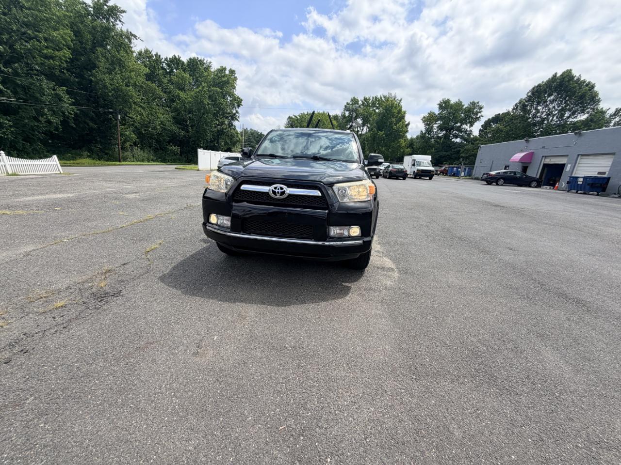 Toyota 4Runner 4WD 4dr V6 Limited (Natl) 2010