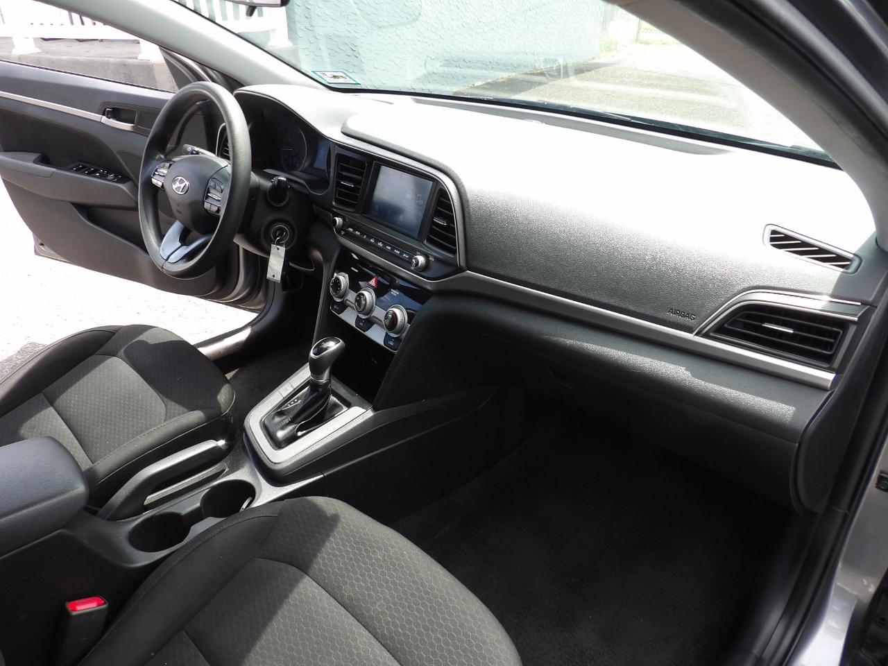Hyundai Elantra SEL Auto 2019
