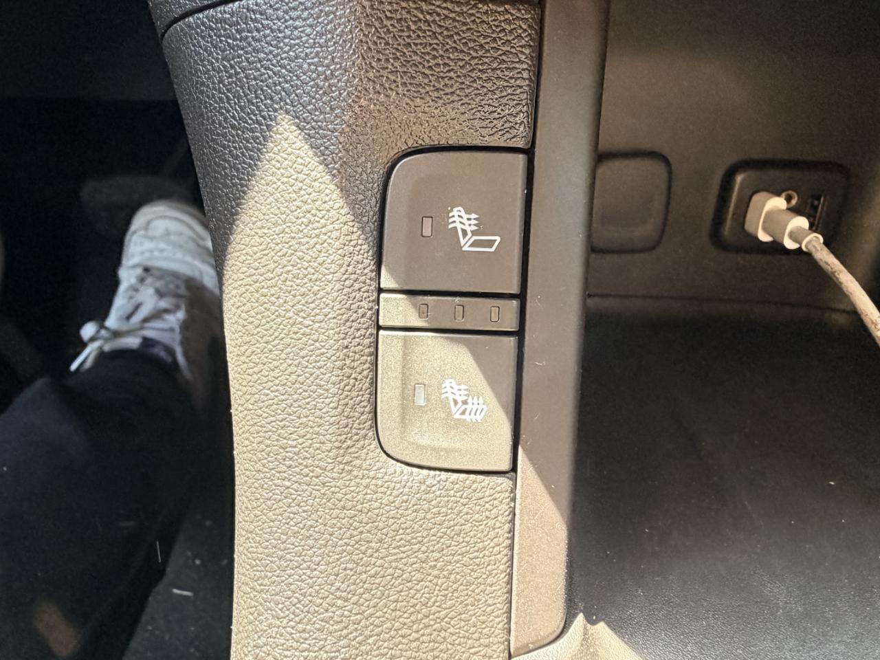GMC Acadia FWD 4dr SLE w/SLE-2 2017