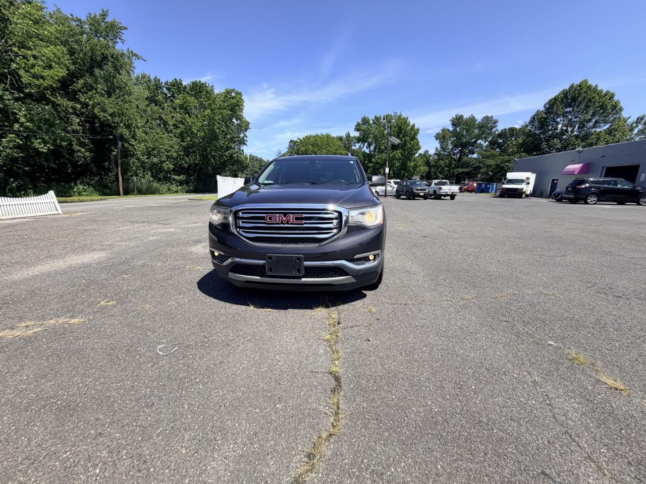 GMC Acadia FWD 4dr SLE w/SLE-2 2017