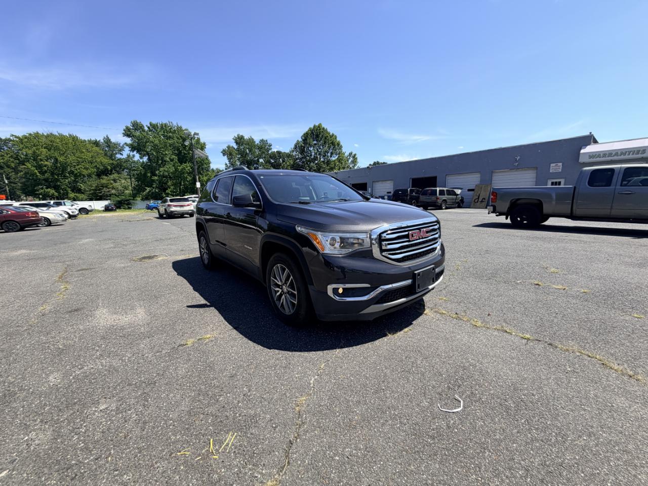 GMC Acadia FWD 4dr SLE w/SLE-2 2017