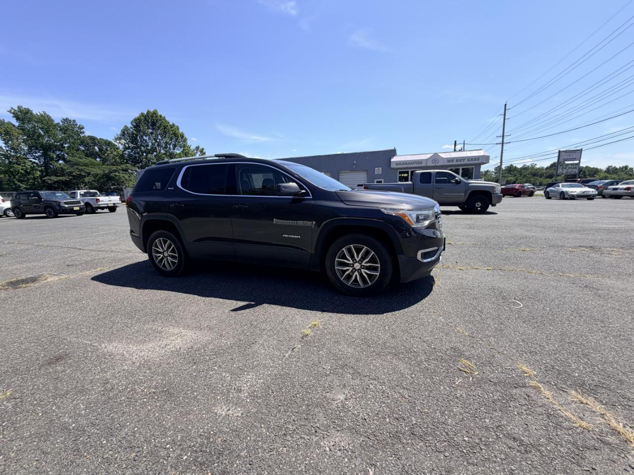 GMC Acadia FWD 4dr SLE w/SLE-2 2017