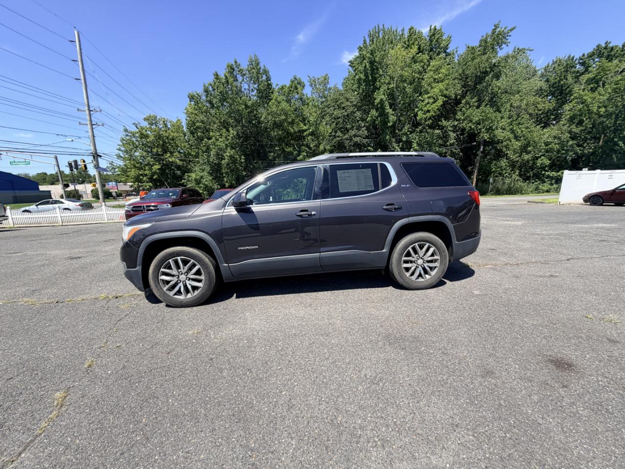 GMC Acadia FWD 4dr SLE w/SLE-2 2017