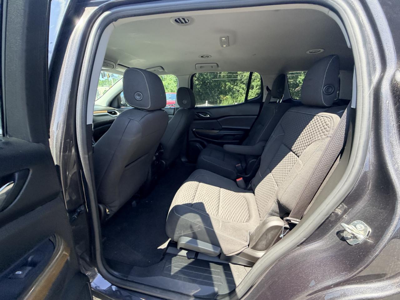 GMC Acadia FWD 4dr SLE w/SLE-2 2017
