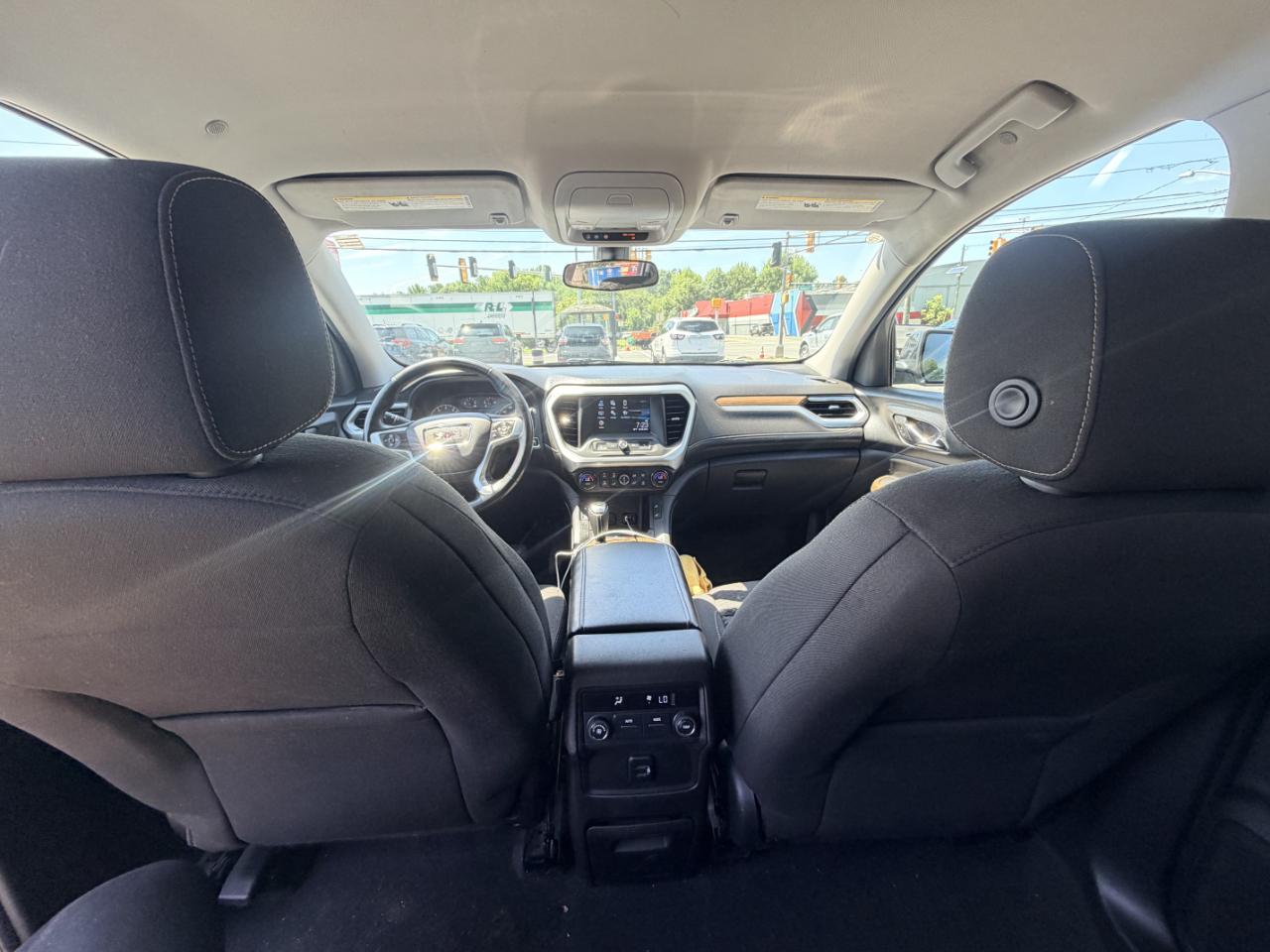 GMC Acadia FWD 4dr SLE w/SLE-2 2017