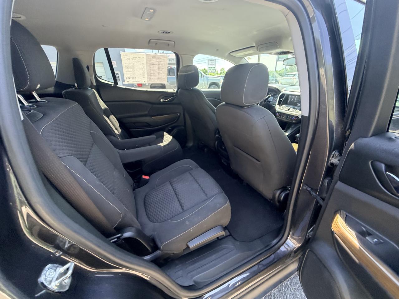GMC Acadia FWD 4dr SLE w/SLE-2 2017