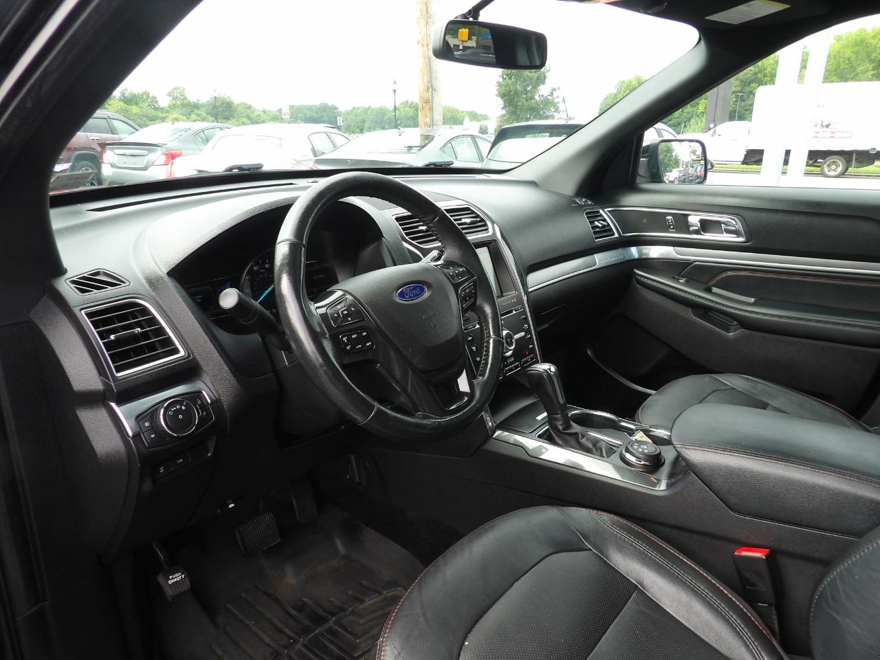 Ford Explorer Sport 4WD 2017