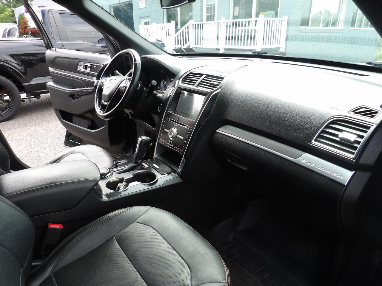 Ford Explorer Sport 4WD 2017