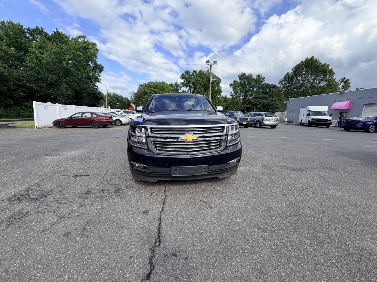 Chevrolet Suburban 4WD 4dr LTZ 2015