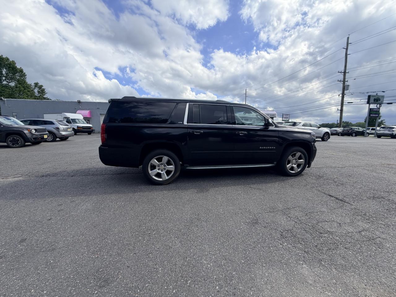 Chevrolet Suburban 4WD 4dr LTZ 2015