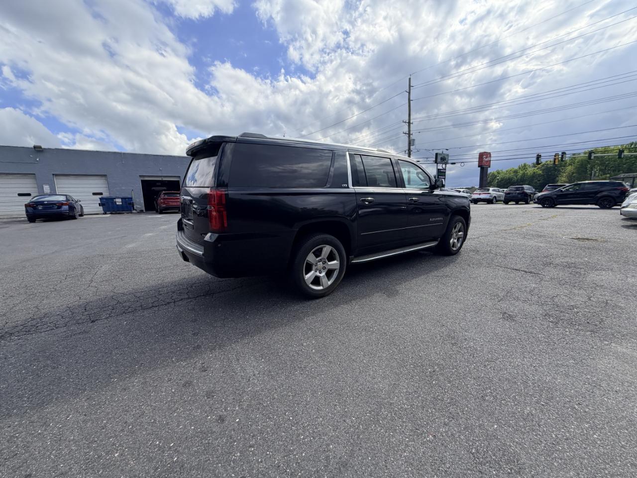 Chevrolet Suburban 4WD 4dr LTZ 2015