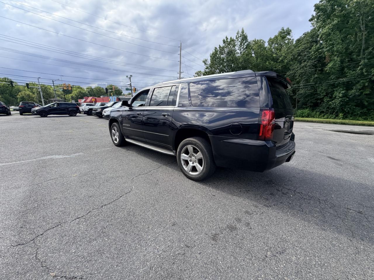 Chevrolet Suburban 4WD 4dr LTZ 2015
