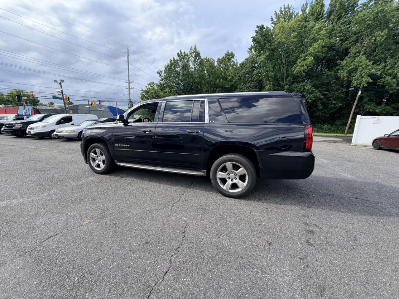 Chevrolet Suburban 4WD 4dr LTZ 2015