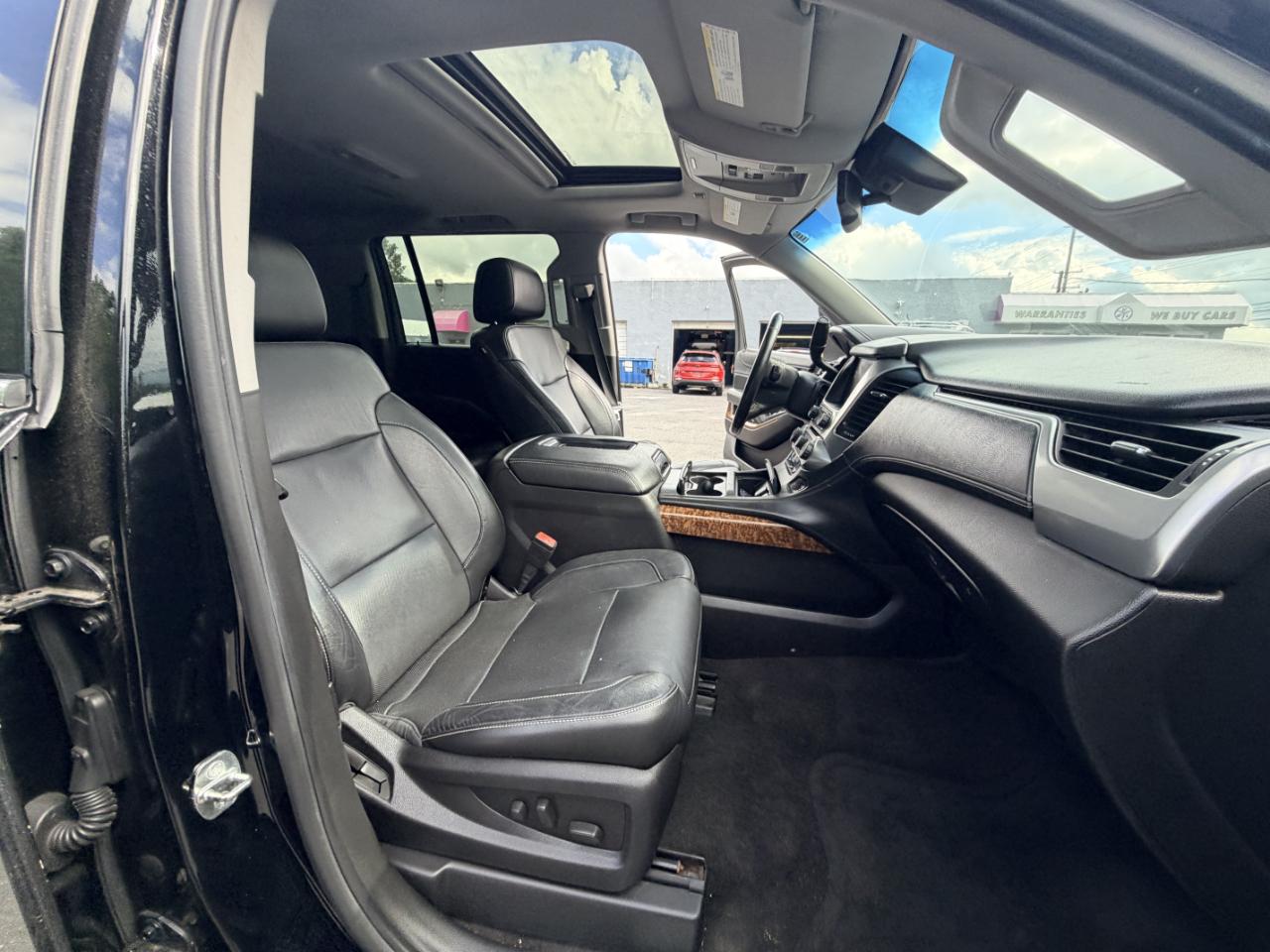 Chevrolet Suburban 4WD 4dr LTZ 2015