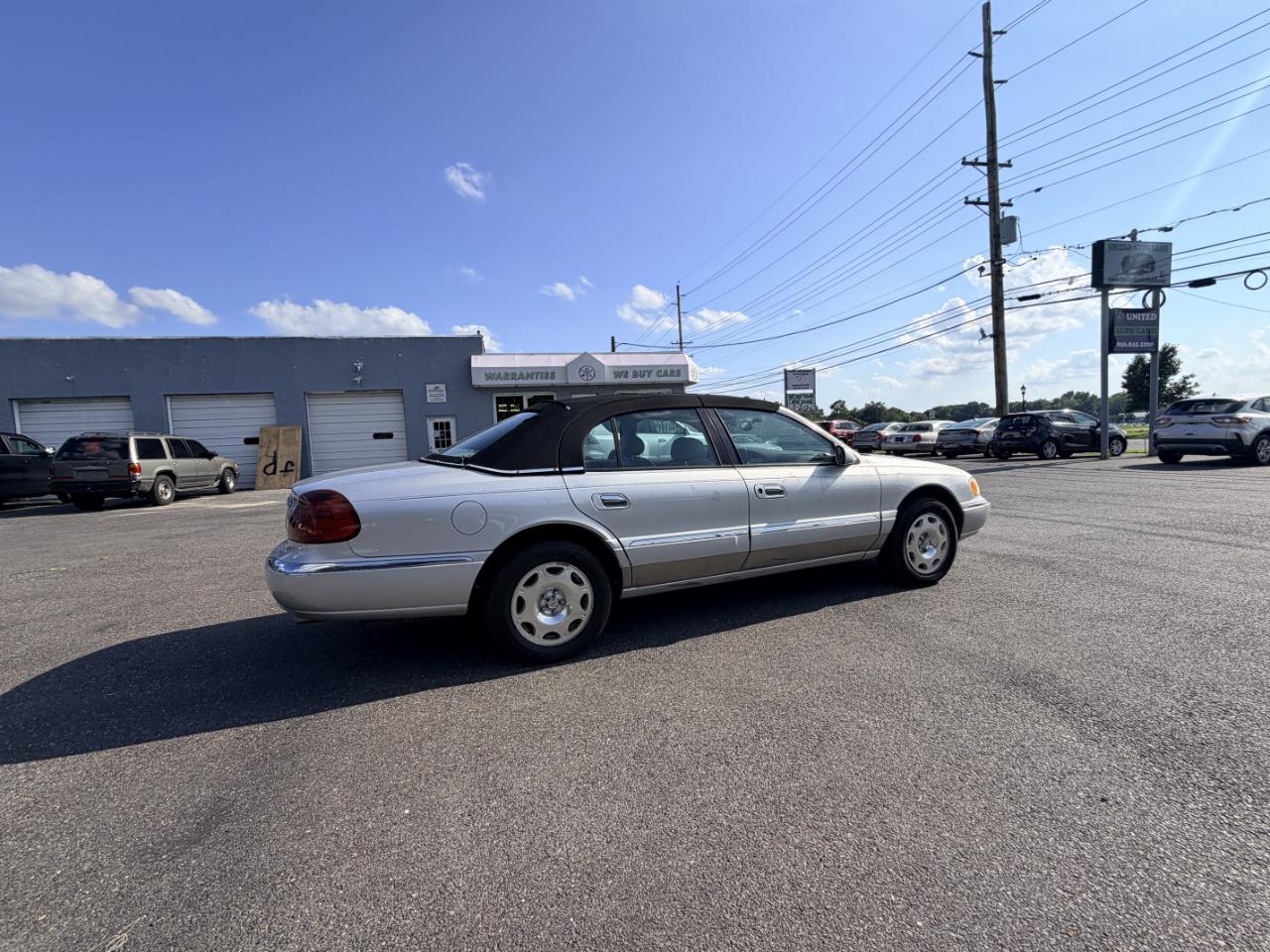 Lincoln Continental 4dr Sdn 1998