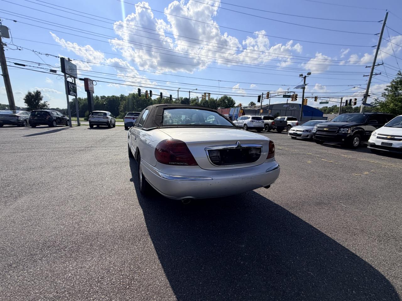 Lincoln Continental 4dr Sdn 1998