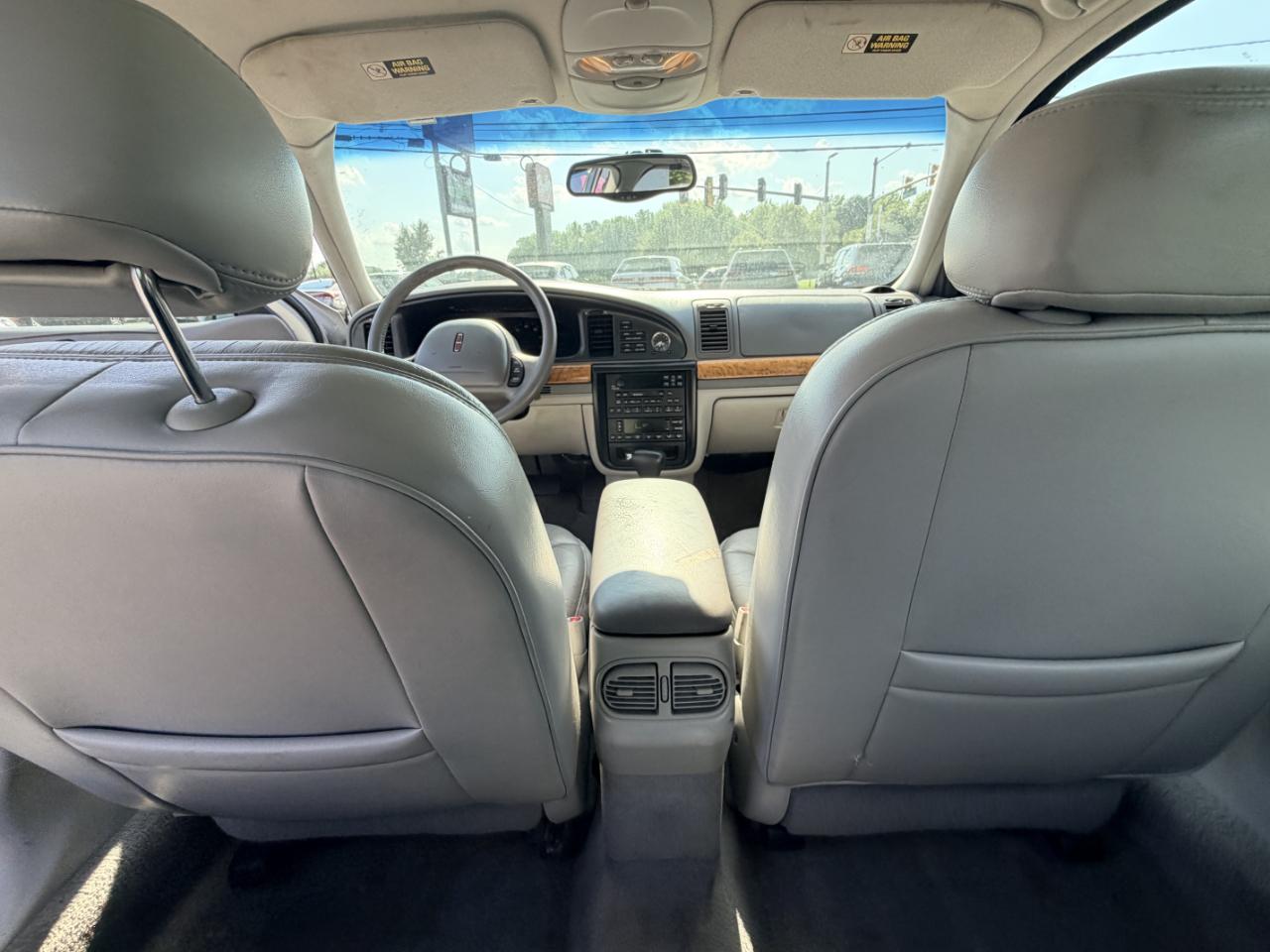 Lincoln Continental 4dr Sdn 1998