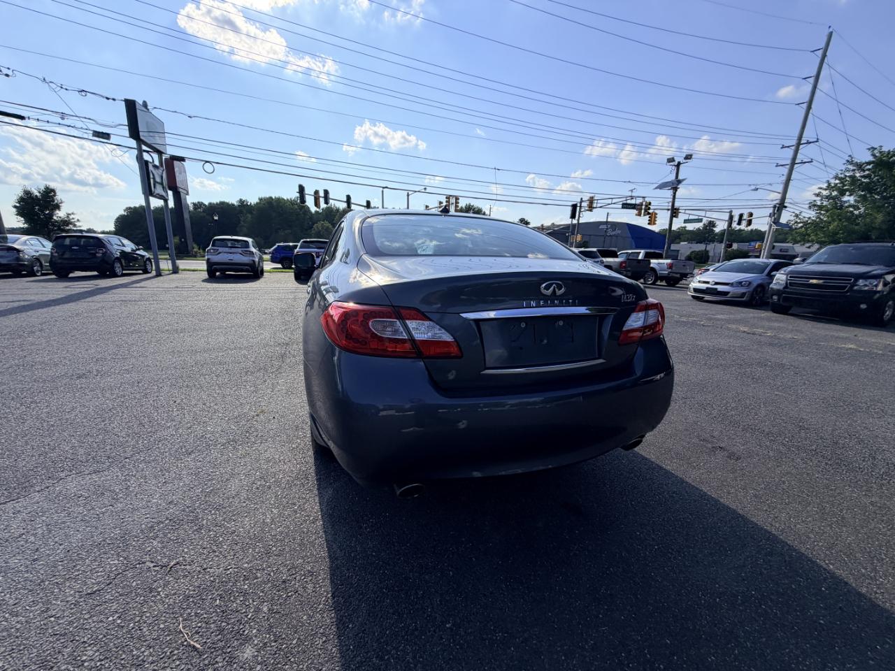 Infiniti M37 4dr Sdn AWD 2011