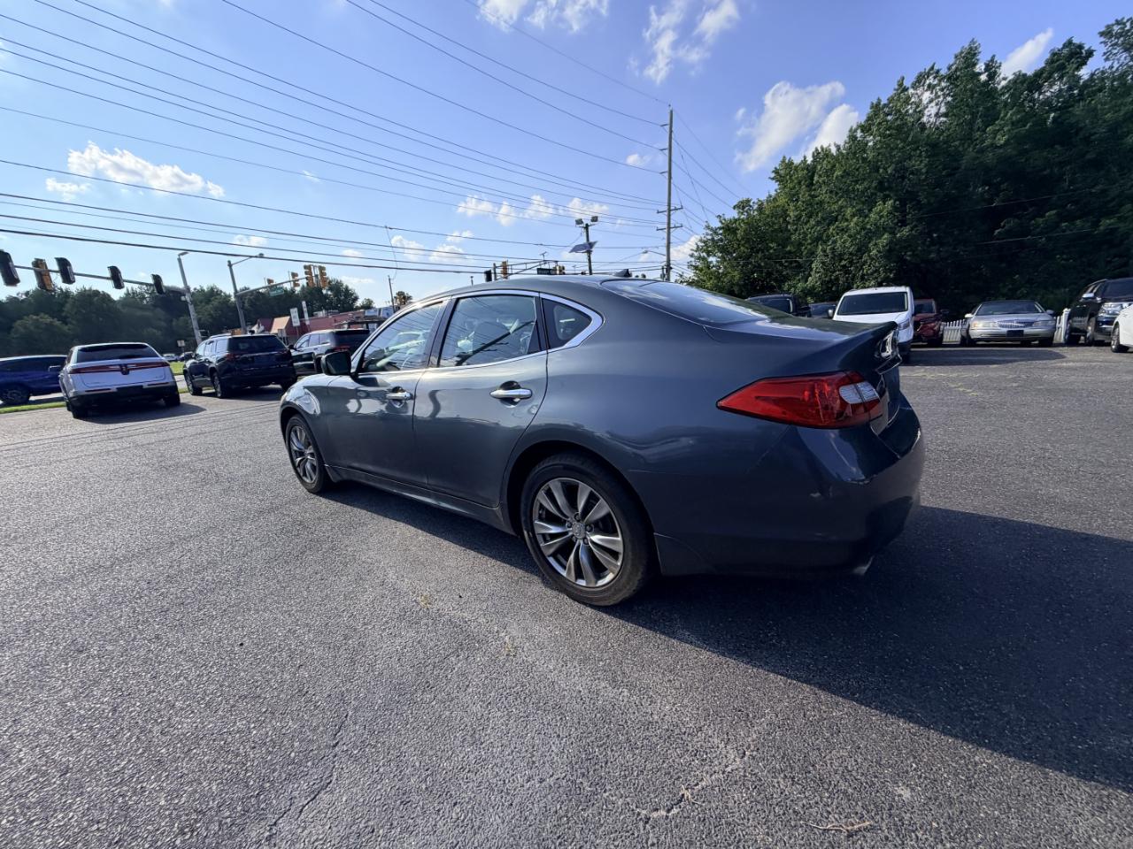 Infiniti M37 4dr Sdn AWD 2011