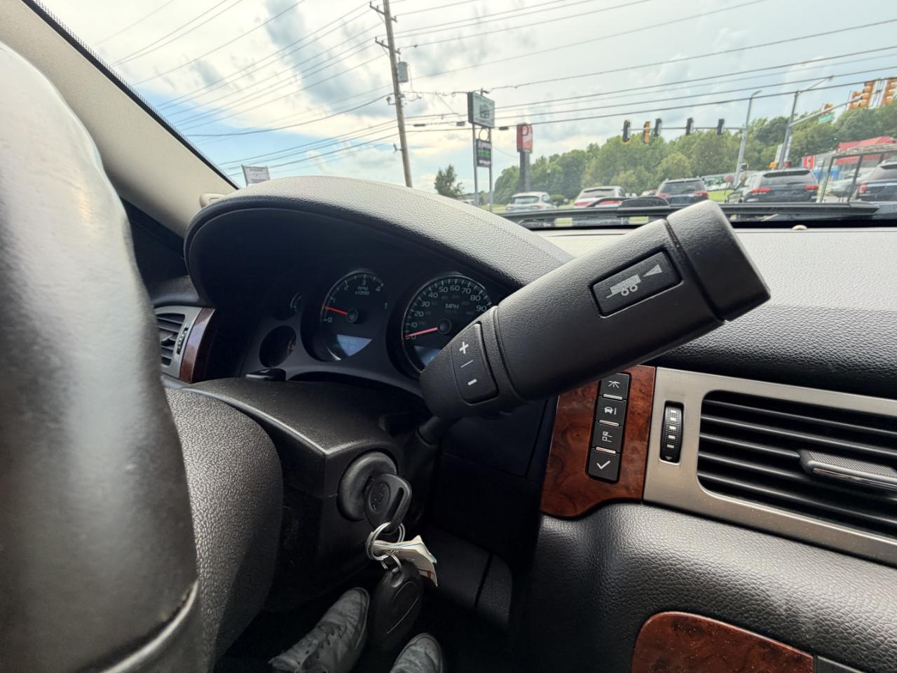 Chevrolet Tahoe 4WD 4dr 1500 LT 2013
