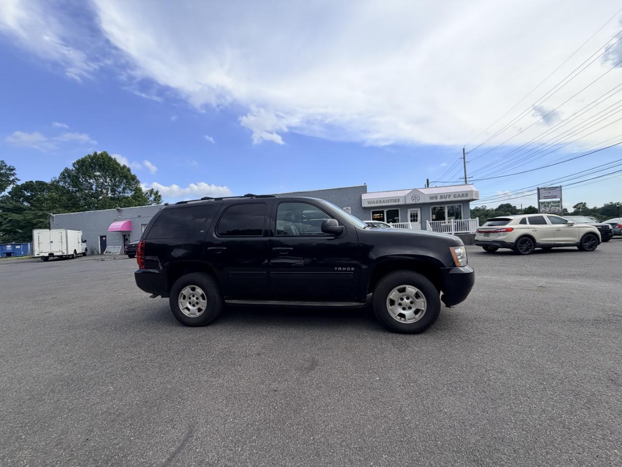 Chevrolet Tahoe 4WD 4dr 1500 LT 2013