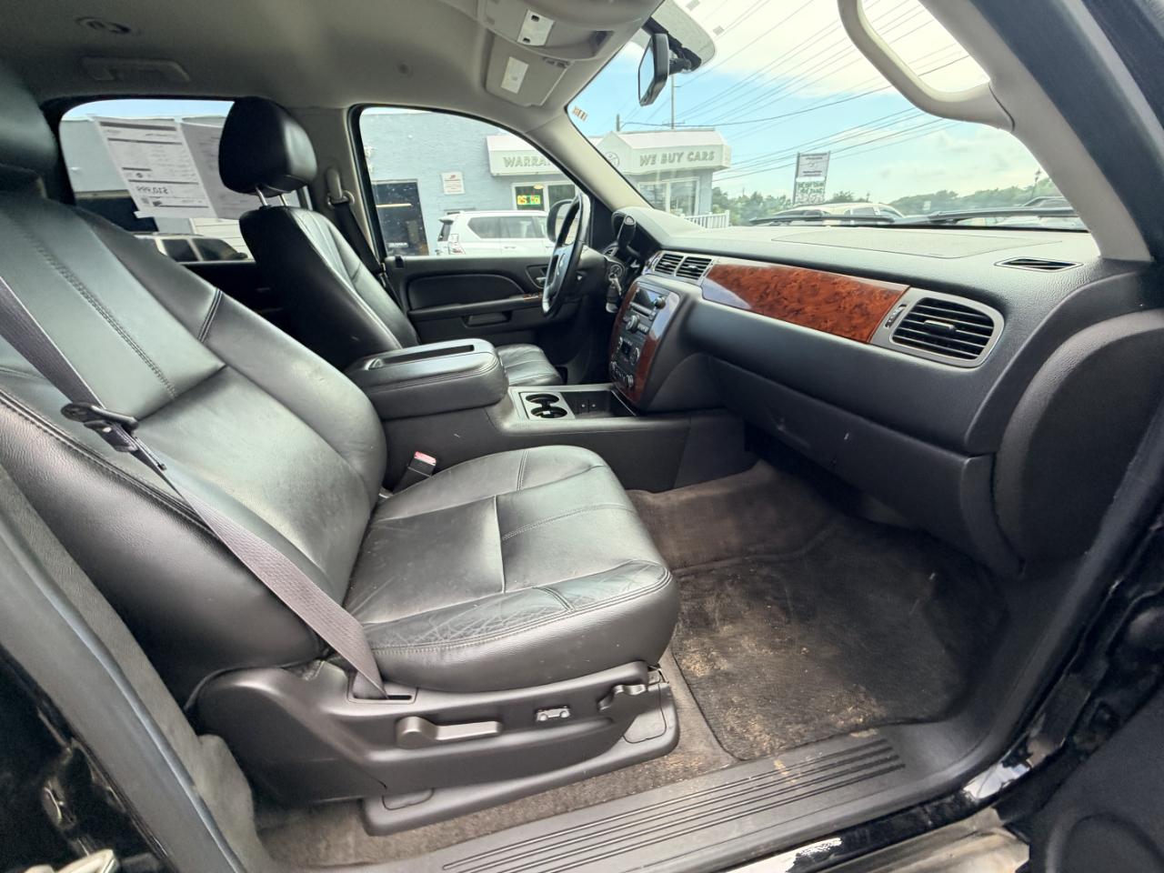 Chevrolet Tahoe 4WD 4dr 1500 LT 2013